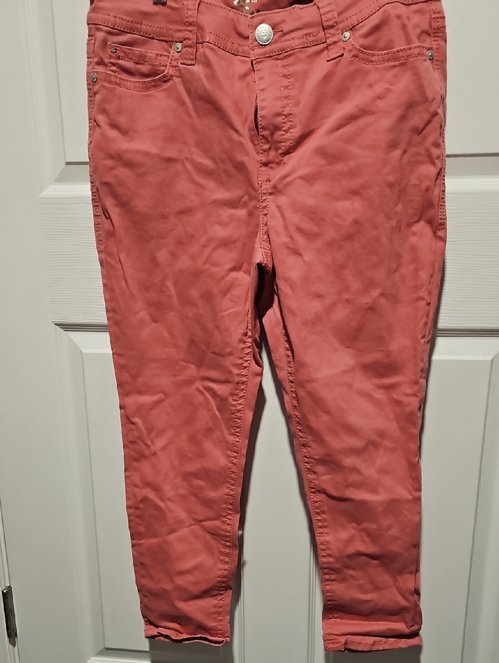 Seven7 Coral Pink Cropped Slim Jeans